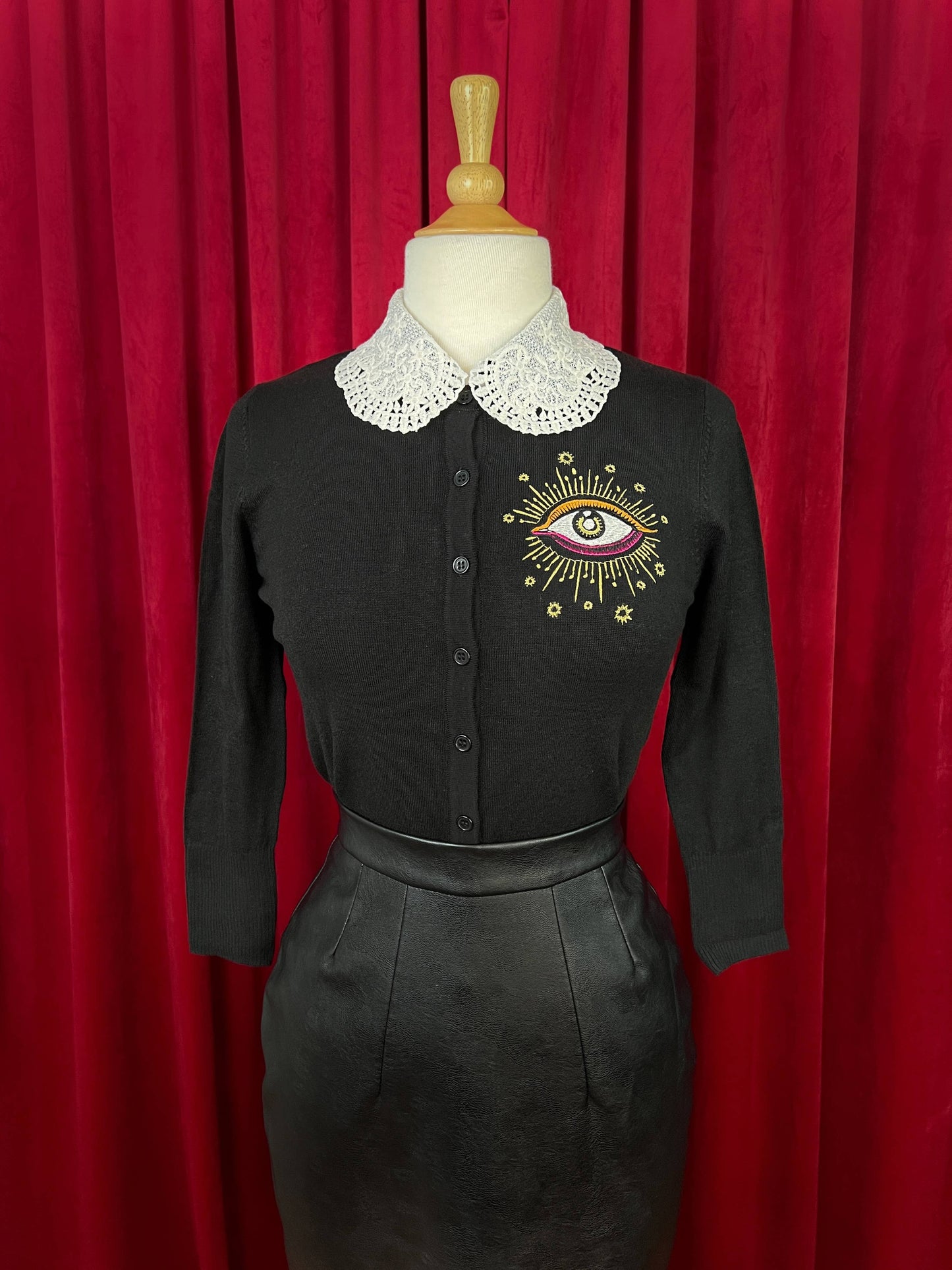 Third Eye Cardigan in Black (S - 3XL)
