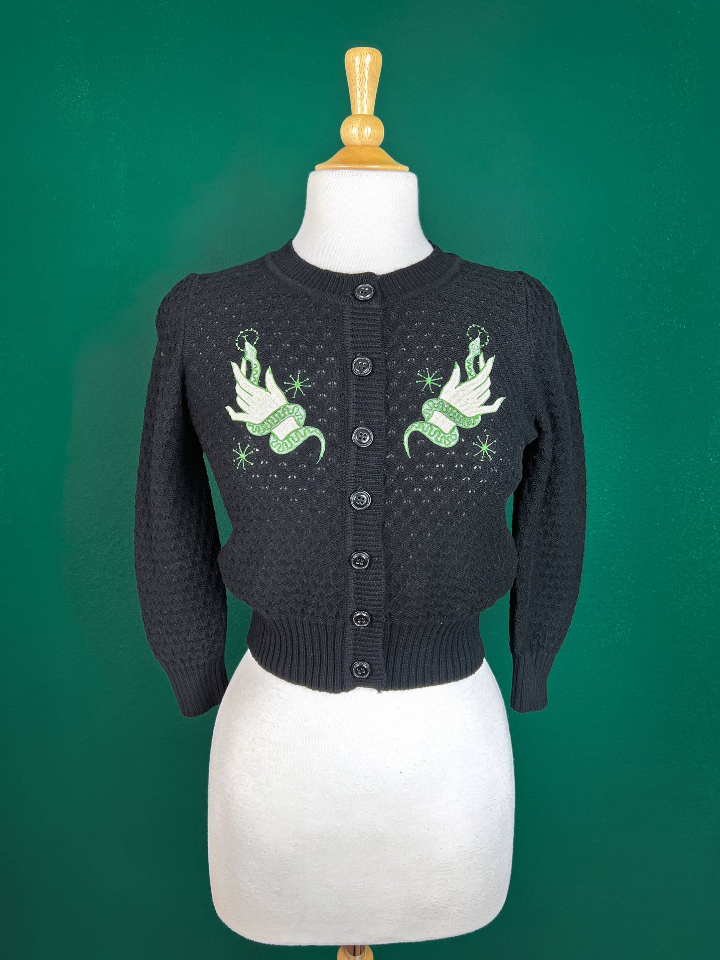 Snake Wrangler Cropped Cardigan in Black (Small - 4XL)