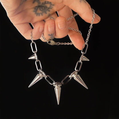 Spikey Necklace!