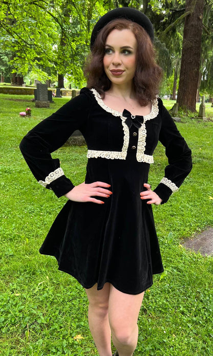 Sabrina - Luscious 60s style Velvet Mini Dress (XS - 3XL)
